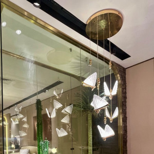 Lampa wisząca Mariposa 3 złota LED CCT