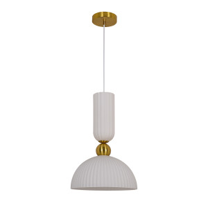 Szklana lampa wisząca w białym kolorze