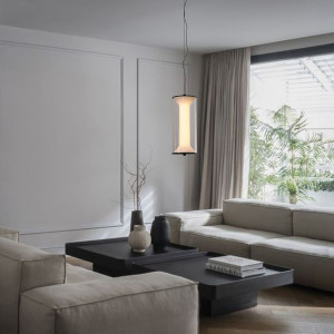 Transparentna lampa wisząca Aeris do salonu