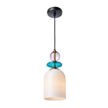 Lampa wisząca Tropea biała średnia w nowoczesnym salonie