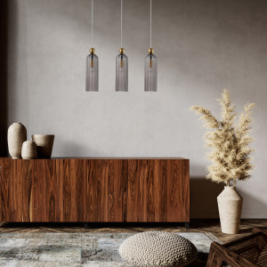 Lampa Piega z trzema szklanymi dymionymi kloszami na złotej listwie