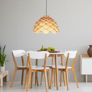 Detal drewnianego wykończenia lampy Burgo Light Prestige